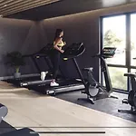 Διαμέρισμα Superb New Build Centre Flat And Gym *