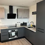 Superb New Build Centre Flat And Gym דירה יורק